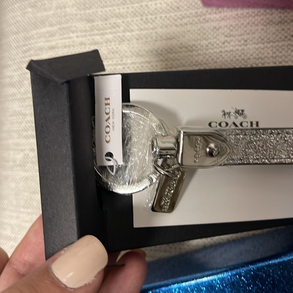Coach Silver Sparkle Key Chain Loop - Picture 4 of 4